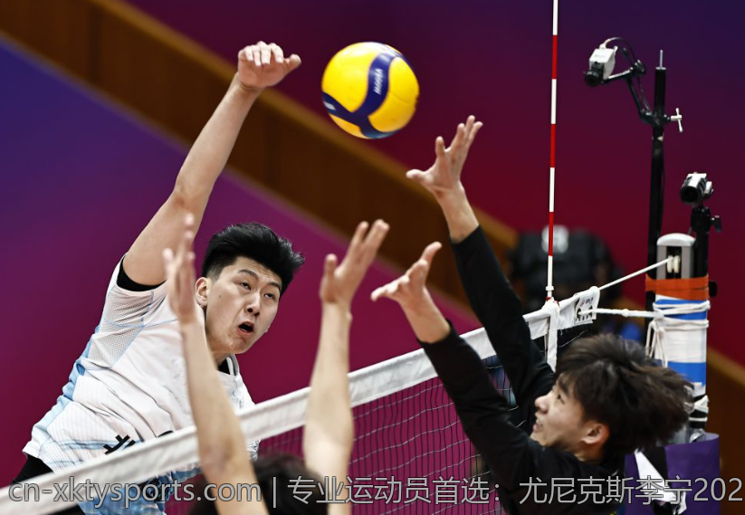 专业运动员首选：尤尼克斯李宁2026羽毛球拍新品推荐